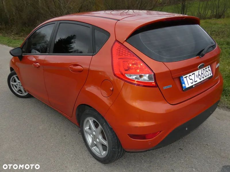 Ford Fiesta - 8