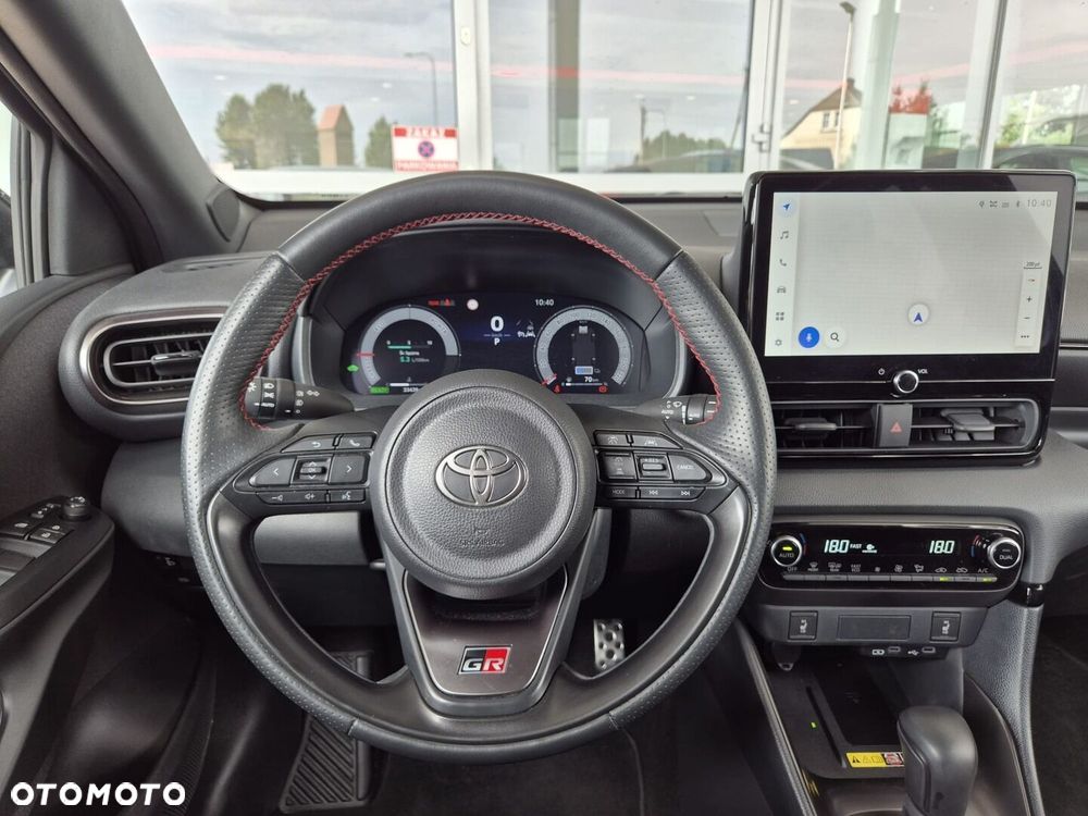 Toyota Yaris - 15
