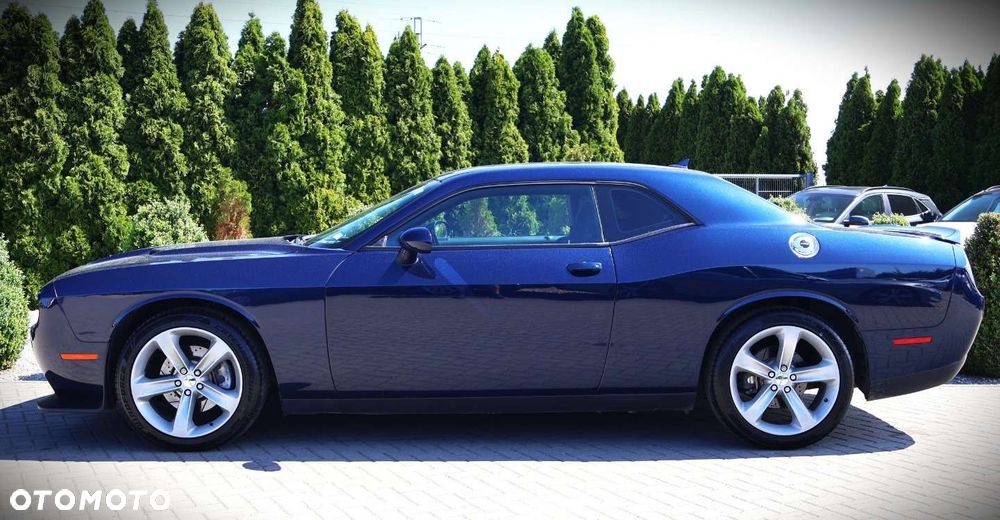 Dodge Challenger - 5