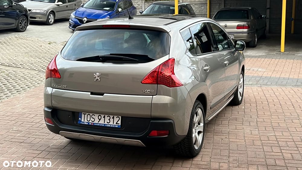 Peugeot 3008 HDi FAP 165 Automatik Platinum - 16