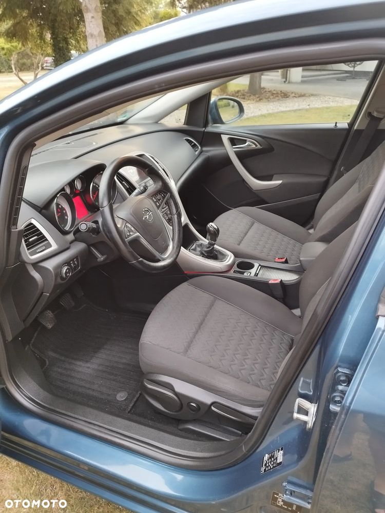 Opel Astra 1.4 Turbo - 5