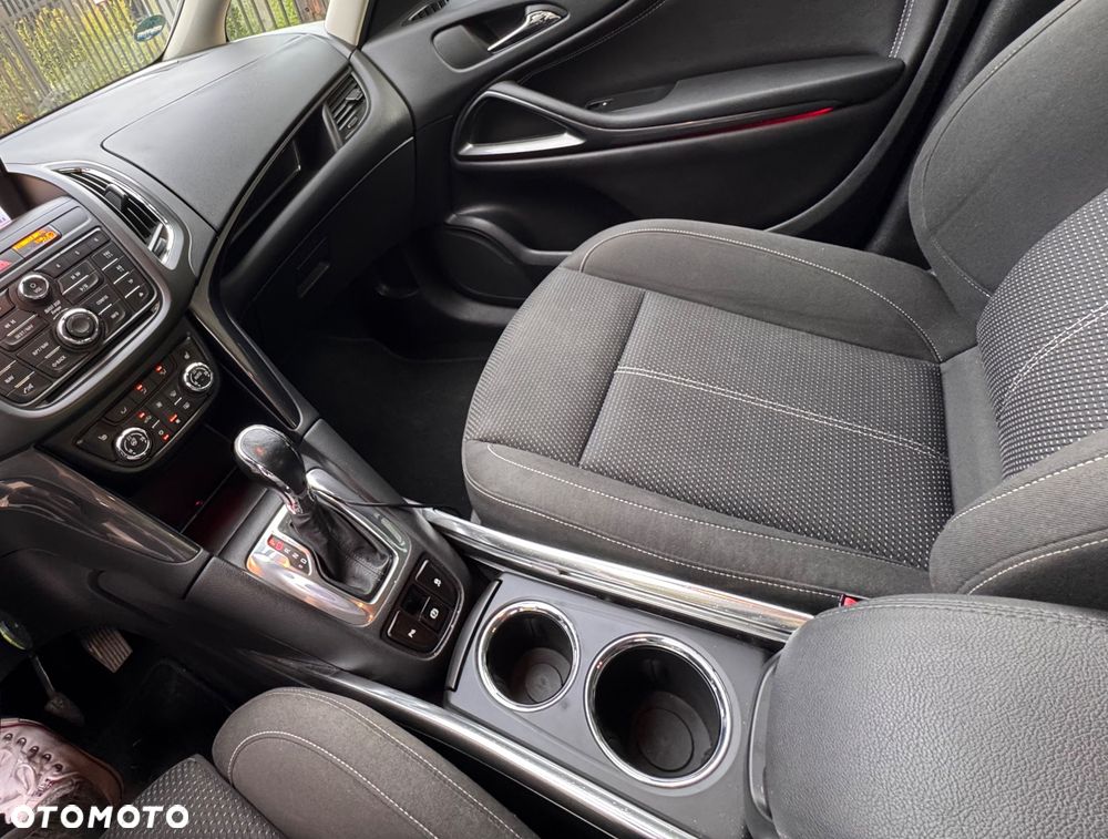 Opel Zafira Tourer 2.0 CDTI Automatik Edition - 9