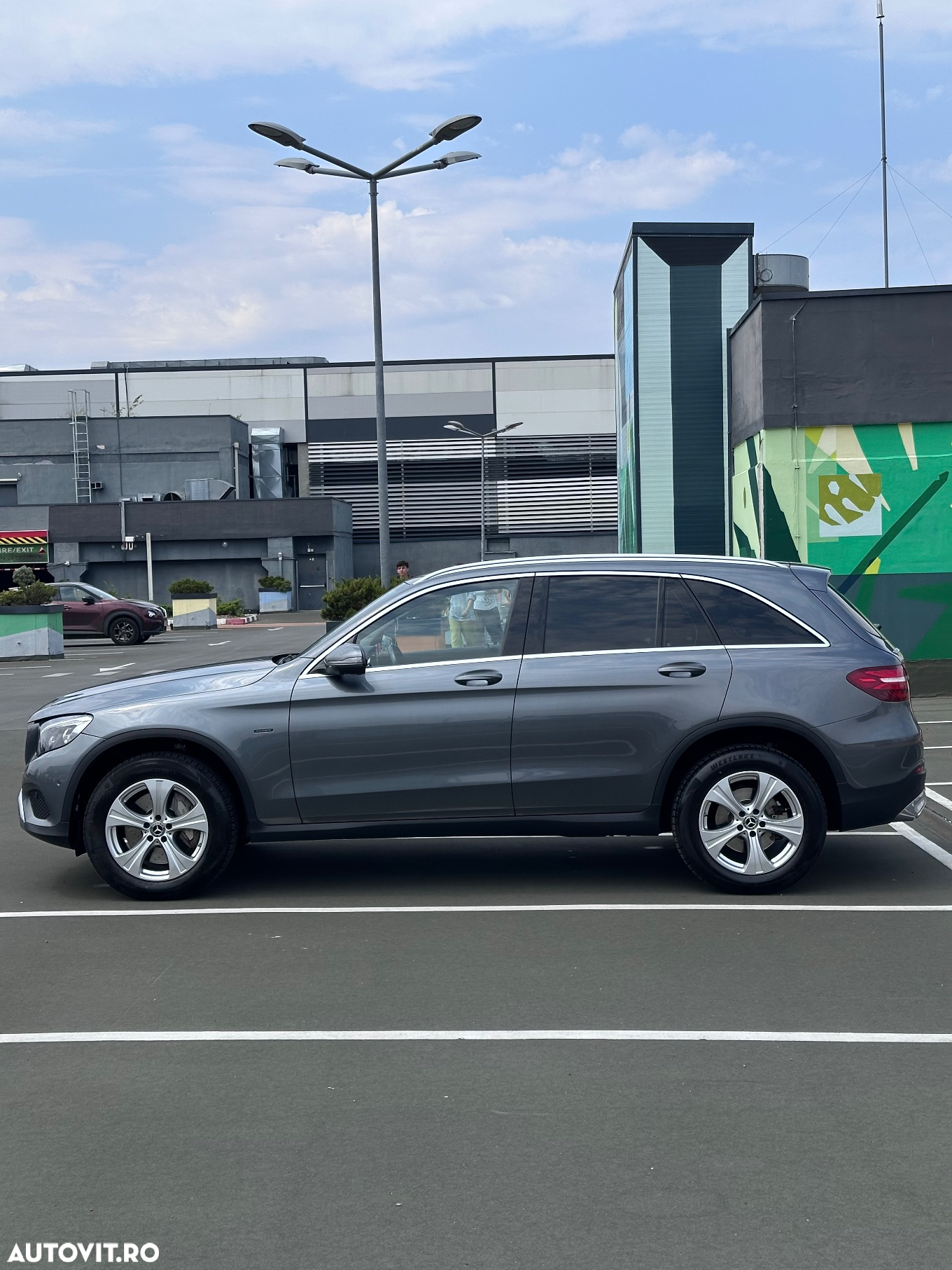 Mercedes-Benz GLC 350 e 4MATIC - 2