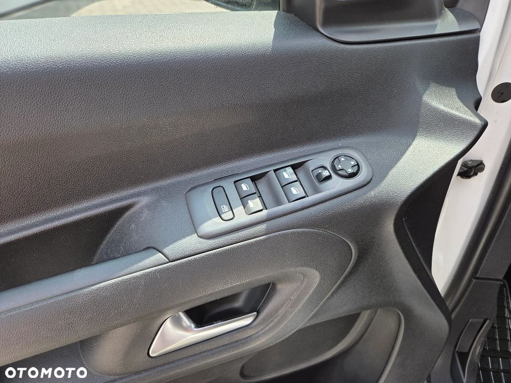 Opel Combo 1.5 CDTI Enjoy S&S - 12