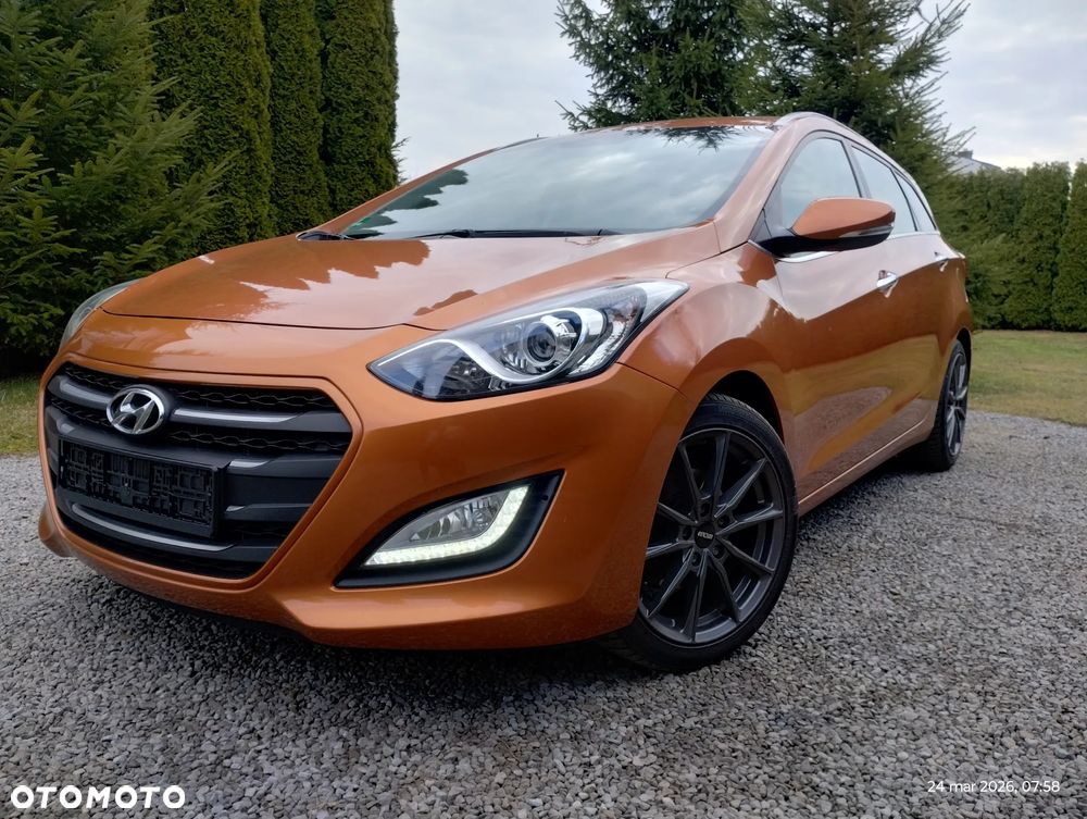 Hyundai i30 blue Kombi 1.6 GDi Trend - 4