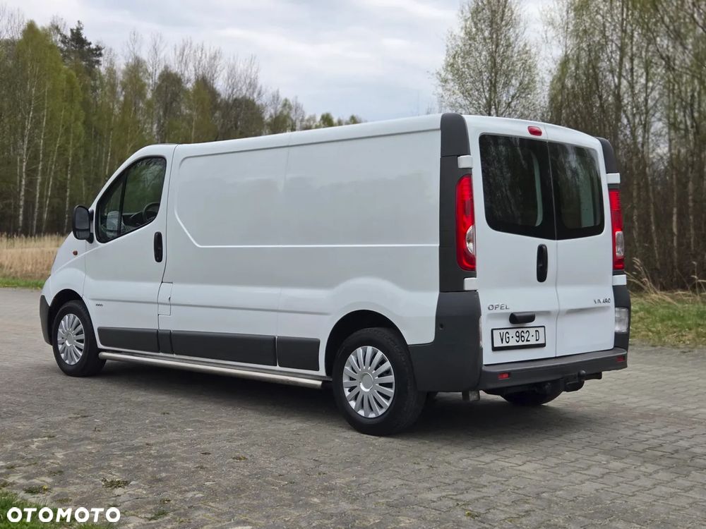 Opel Vivaro - 3