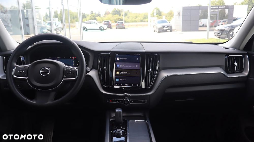 Volvo XC 60 T6 Plug-In Hybrid AWD Inscription - 12