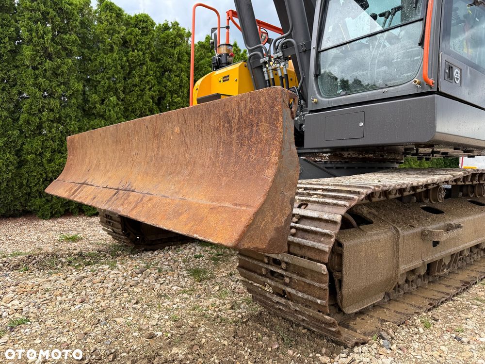Volvo ECR 235 EL - 15