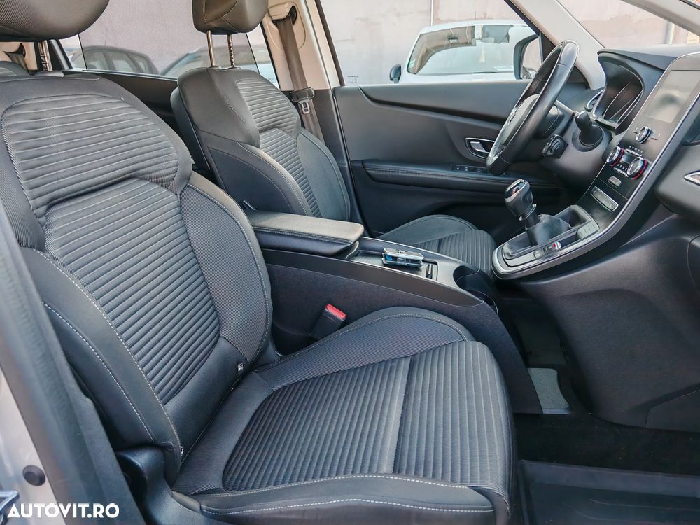 Renault Scenic BLUE dCi 120 BUSINESS EDITION - 12