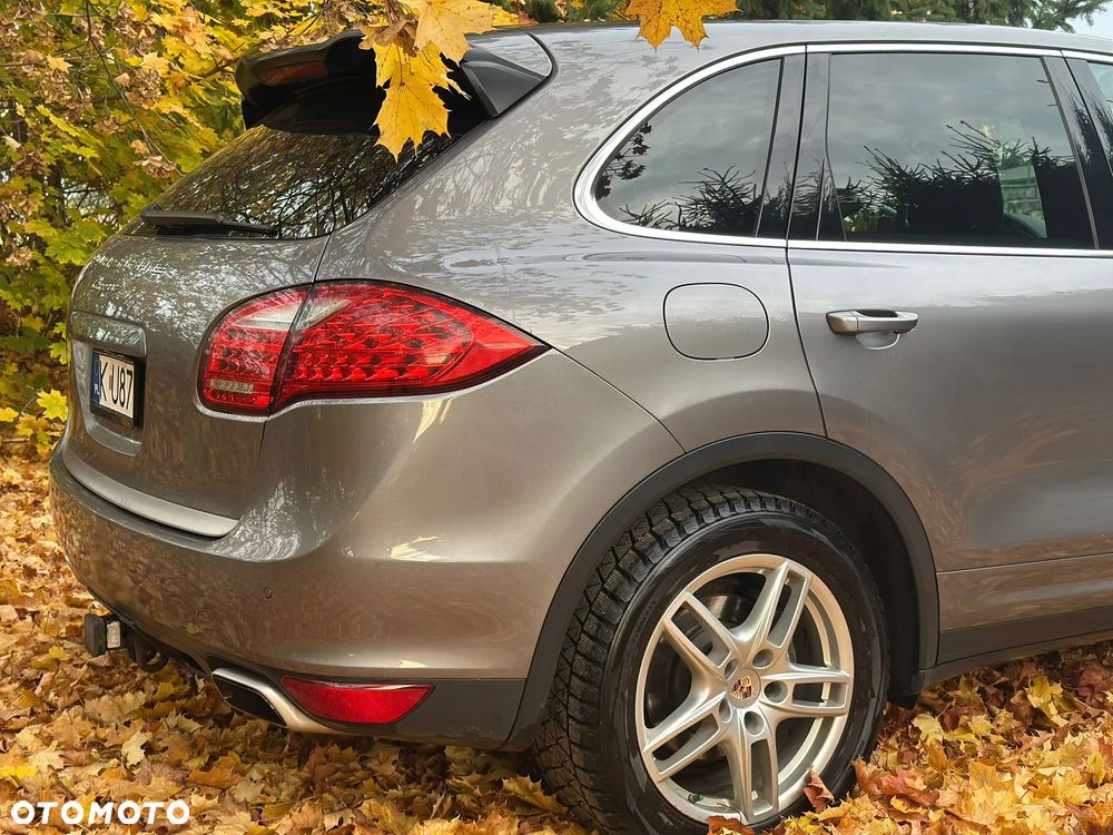 Porsche Cayenne Standard - 8