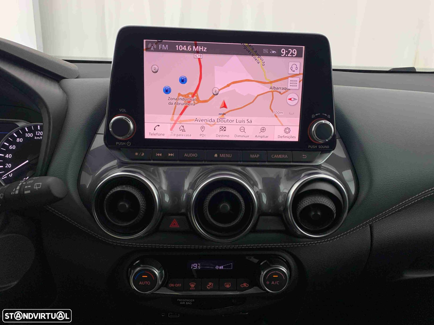 Nissan Juke 1.0 DIG-T N-Connecta - 11