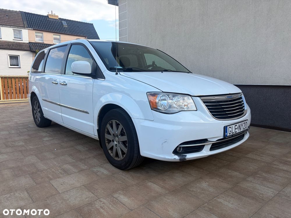Chrysler Town & Country 3.6 Touring - 2
