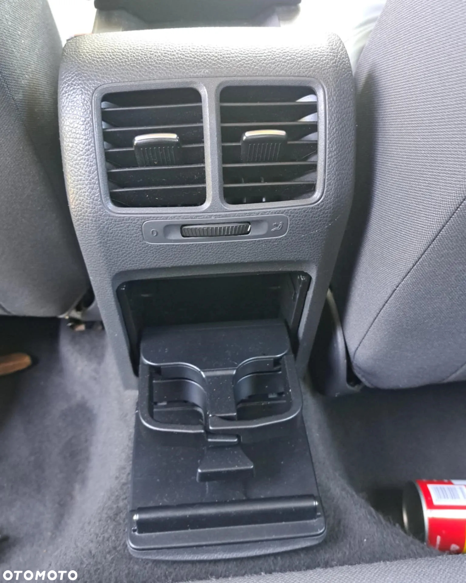 Volkswagen Golf - 14