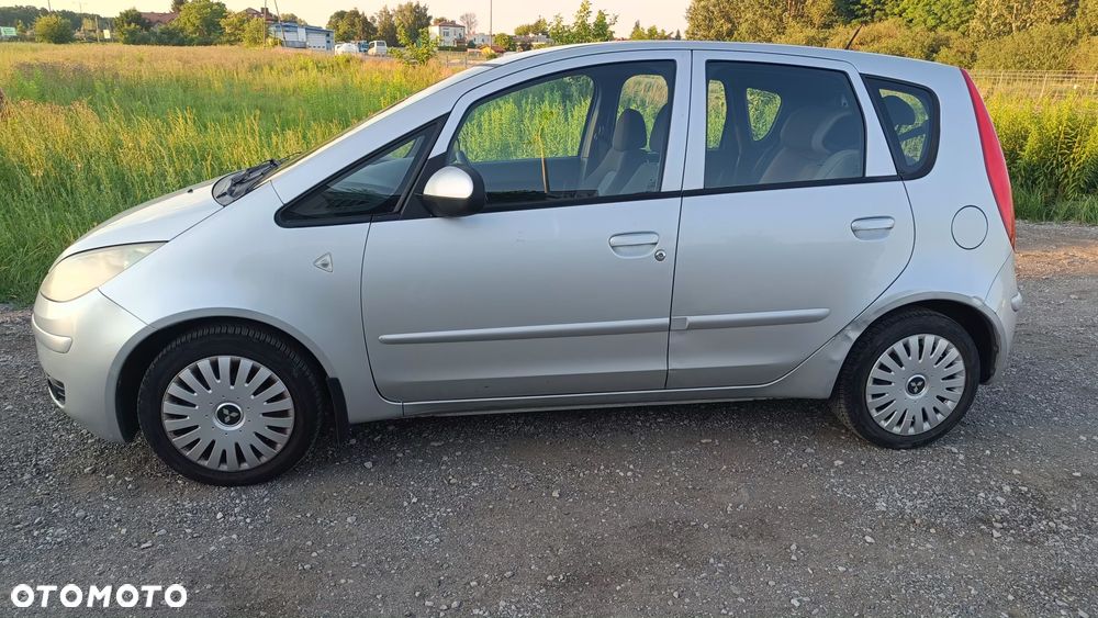 Mitsubishi Colt 1.3 Inform - 16
