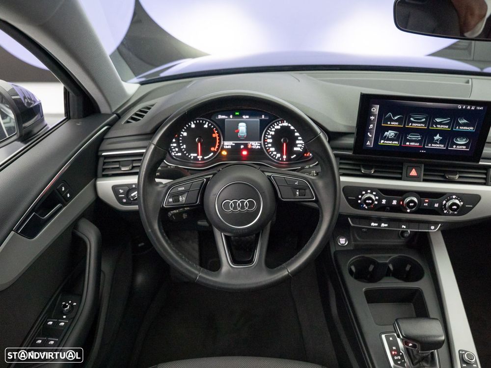 Audi A4 Avant 30 TDI S tronic - 16
