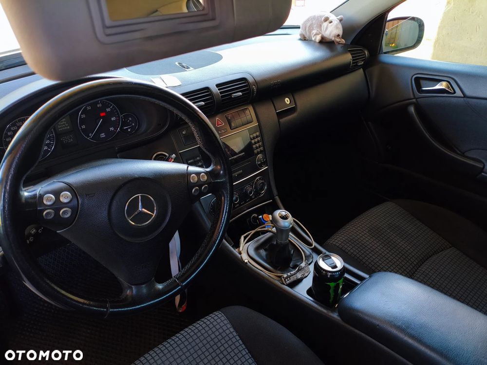 Mercedes-Benz Klasa C - 12