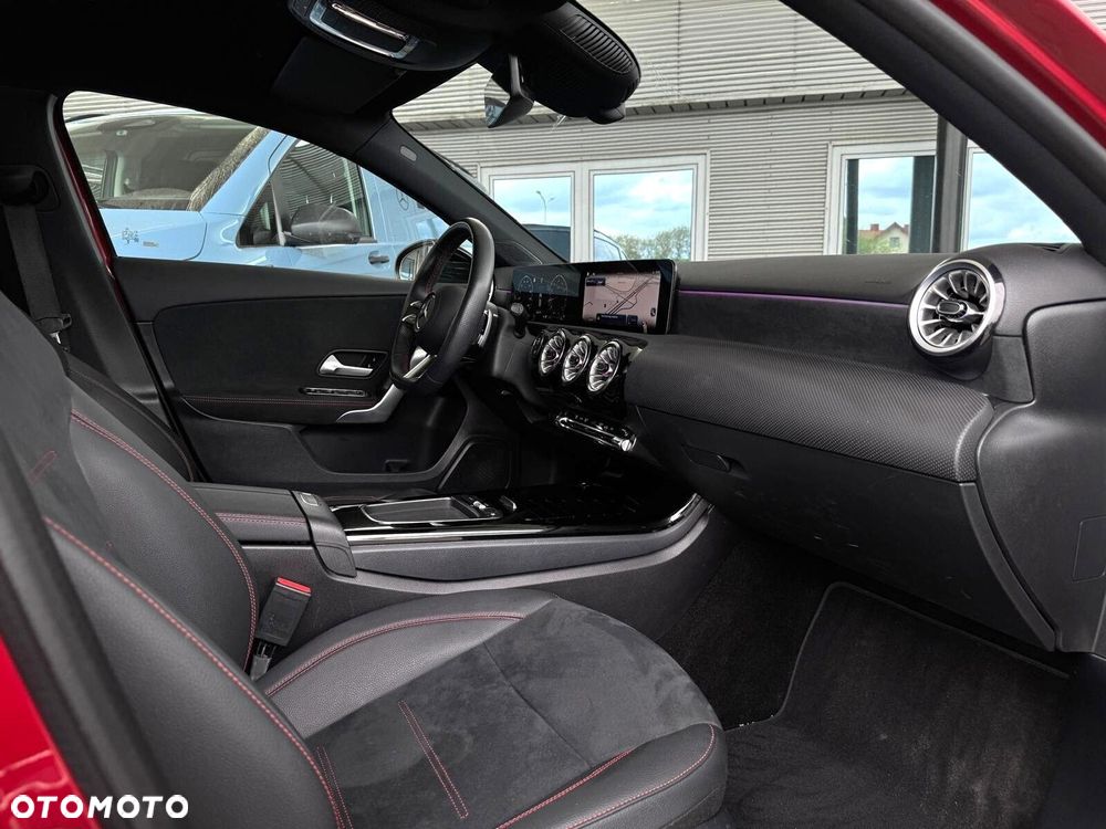 Mercedes-Benz Klasa A 200 AMG Line 7G-DCT - 17