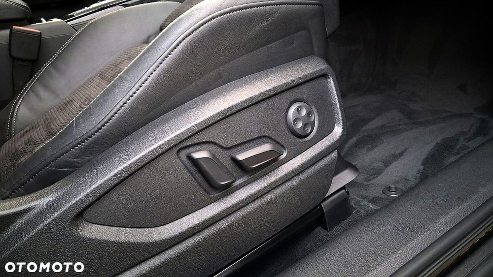 Audi Q5 2.0 TFSI Quattro Sport S tronic - 28