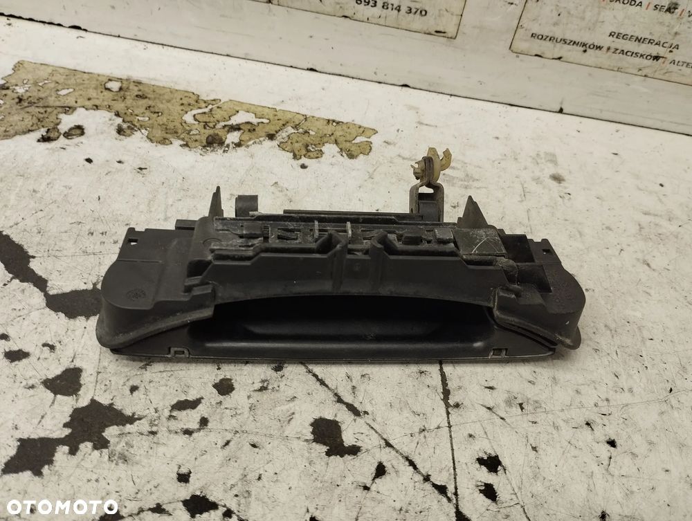 KLAMKA ZEWNĘTRZNA PRAWY PRZÓD PRZEDNIA AUDI A3 8L LIFT A3 8P A4 B6 B7 4B0839885 LZ9W LY7Q/ LY1X/ LY5K/ LY7J - 5