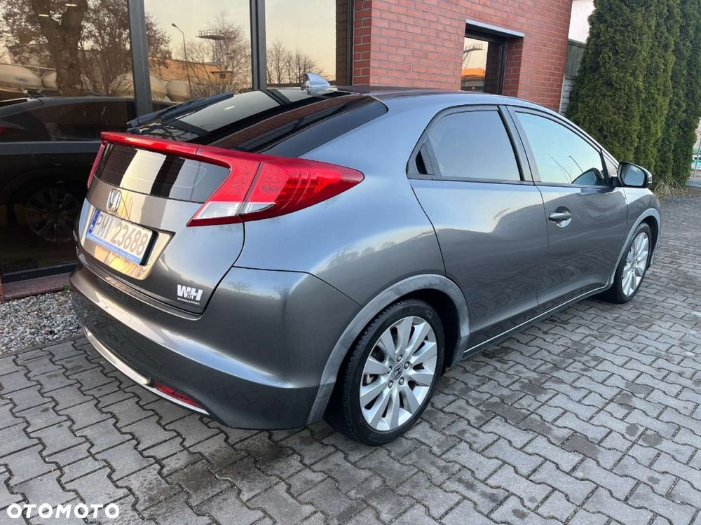 Honda Civic 1.8 i-VTEC Sport - 4