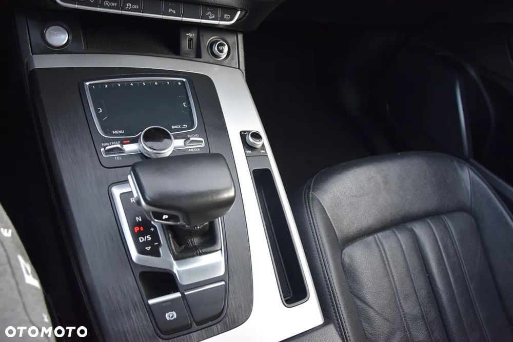 Audi Q5 35 TDI S tronic sport - 22