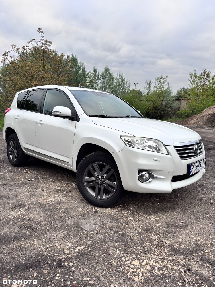 Toyota RAV4 - 10