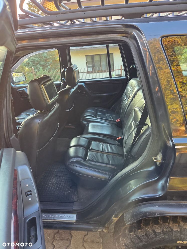 Jeep Grand Cherokee - 9