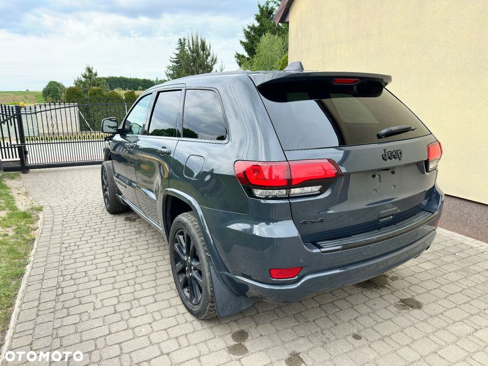 Jeep Grand Cherokee - 6
