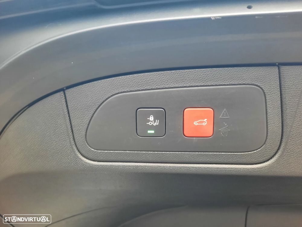 DS DS7 Crossback E-Tense Performance Line EAT8 - 51