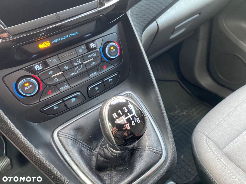 Ford Tourneo Connect Grand 1.5 EcoBlue Start/Stop Titanium - 19