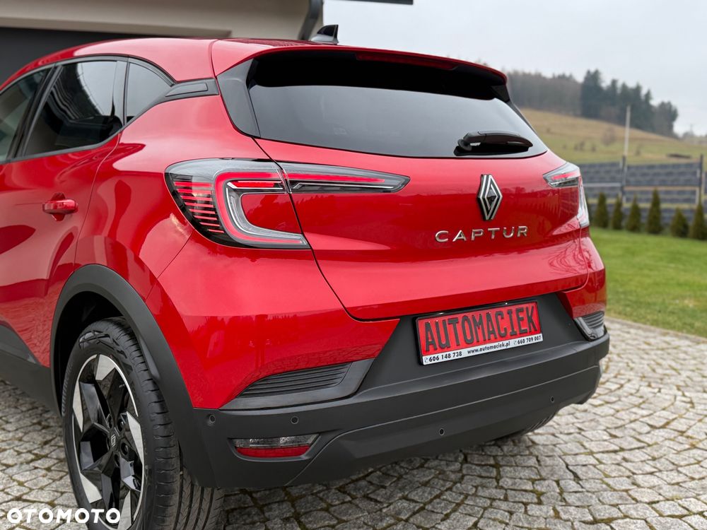 Renault Captur TCe Mild Hybrid 160 EDC TECHNO - 11