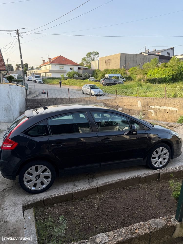 Citroën C4 1.6 HDi 110 Exclusive - 1
