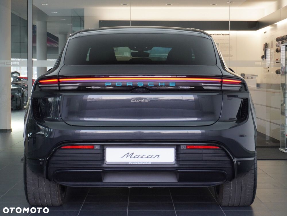 Porsche Macan - 17