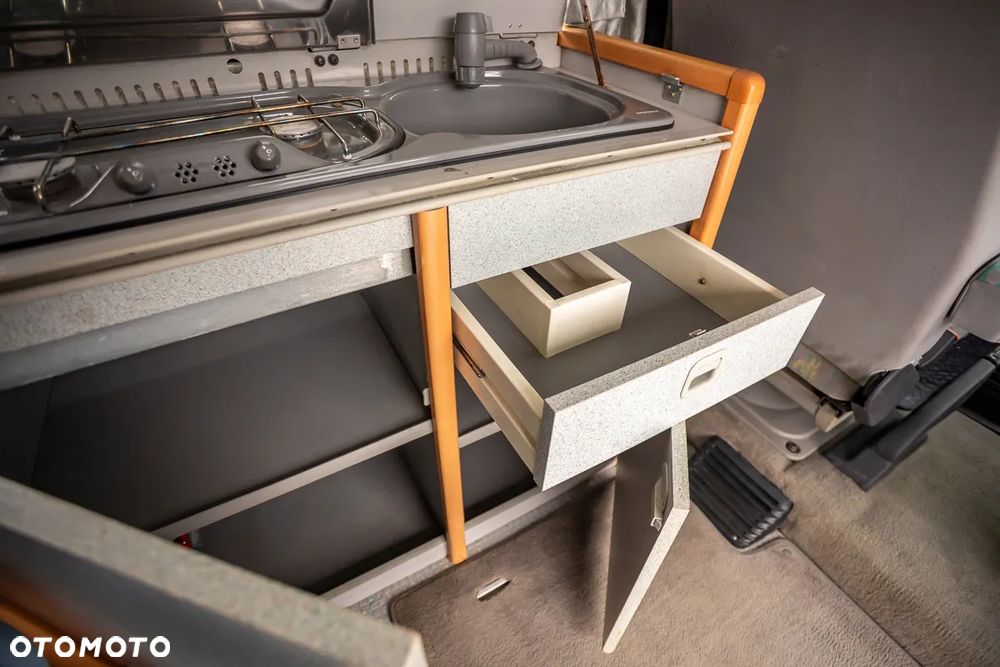 Volkswagen California - 15