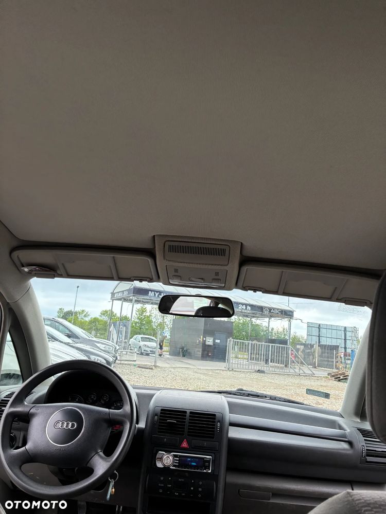Audi A2 1.4 - 10