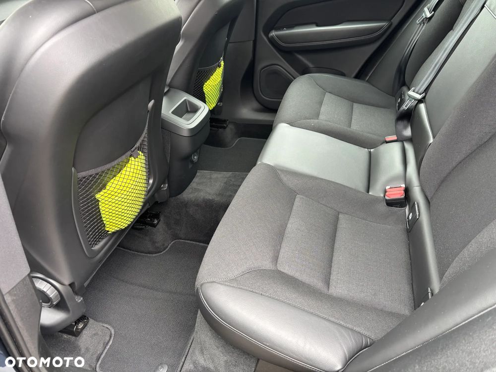 Volvo XC 60 B4 B Momentum Pro - 7