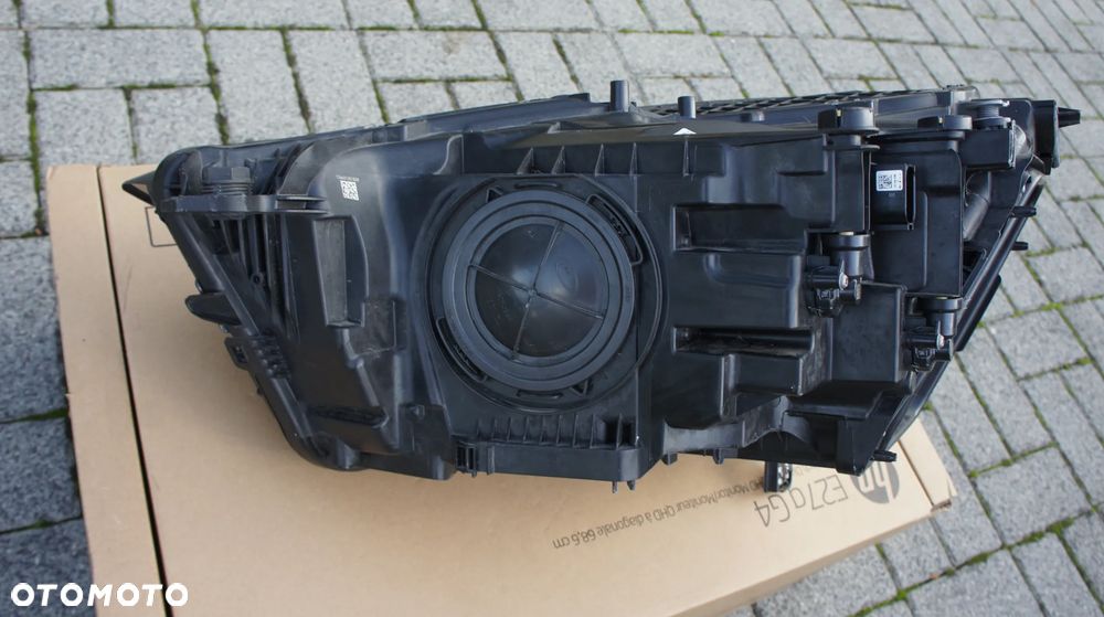 PRZEDNIA PRAWA LAMPA AUDI Q3 FULL LED 83A941774 - 8