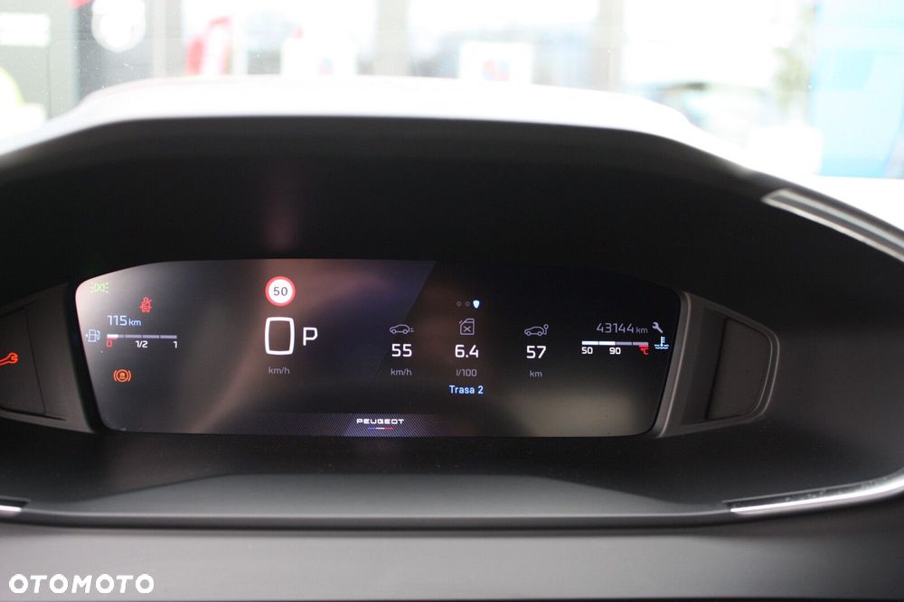 Peugeot 2008 1.2 PureTech Allure S&S EAT8 - 35