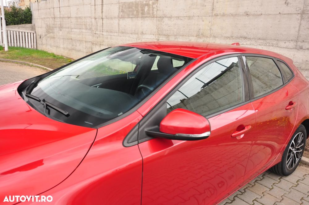 Volvo V40 T2 Geartronic Momentum - 12