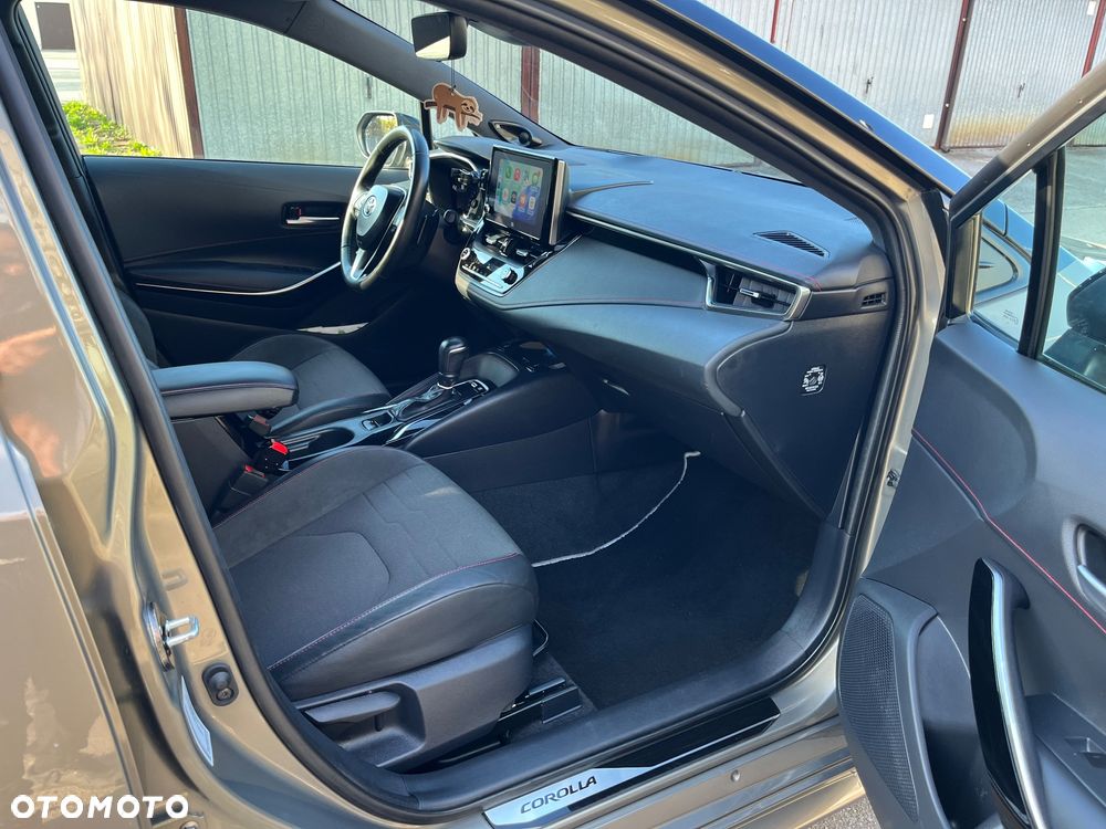 Toyota Corolla 2.0 Hybrid Executive - 20