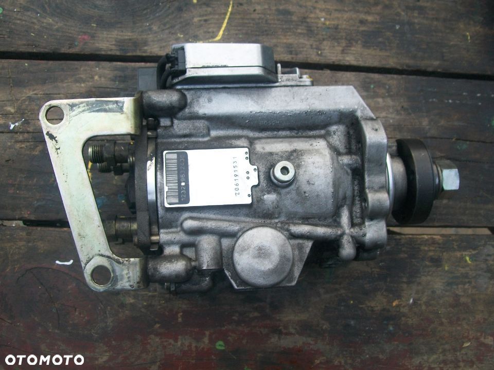 Pompa wtryskowa Astra vctra Zafira 0470504003 - 2