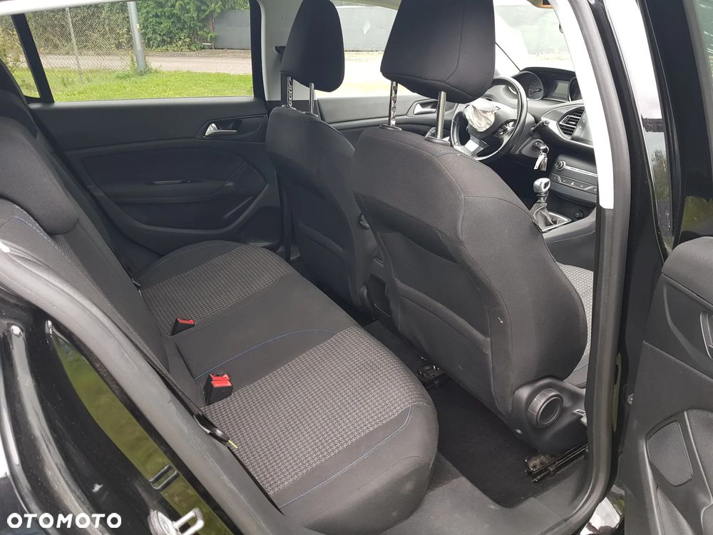 Peugeot 308 PureTech 110 Stop & Start Style - 8