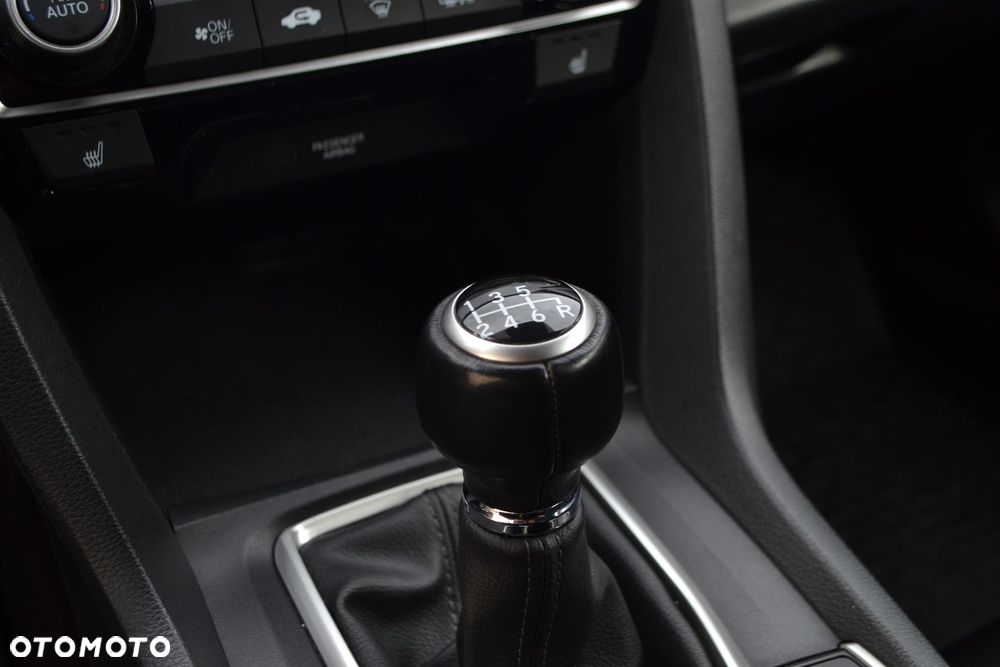 Honda Civic 1.5 T Prestige (Navi) - 22