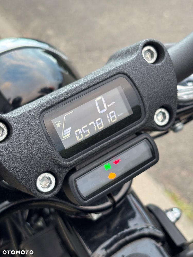 Harley-Davidson Softail Street Bob - 8
