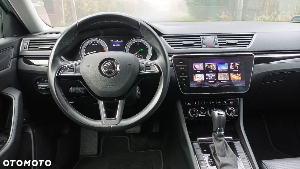 Skoda Superb 1.8 TSI L&K DSG - 9