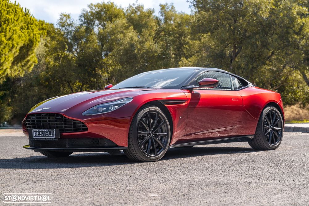 Aston Martin DB11 Coupé V12 AMR - 1