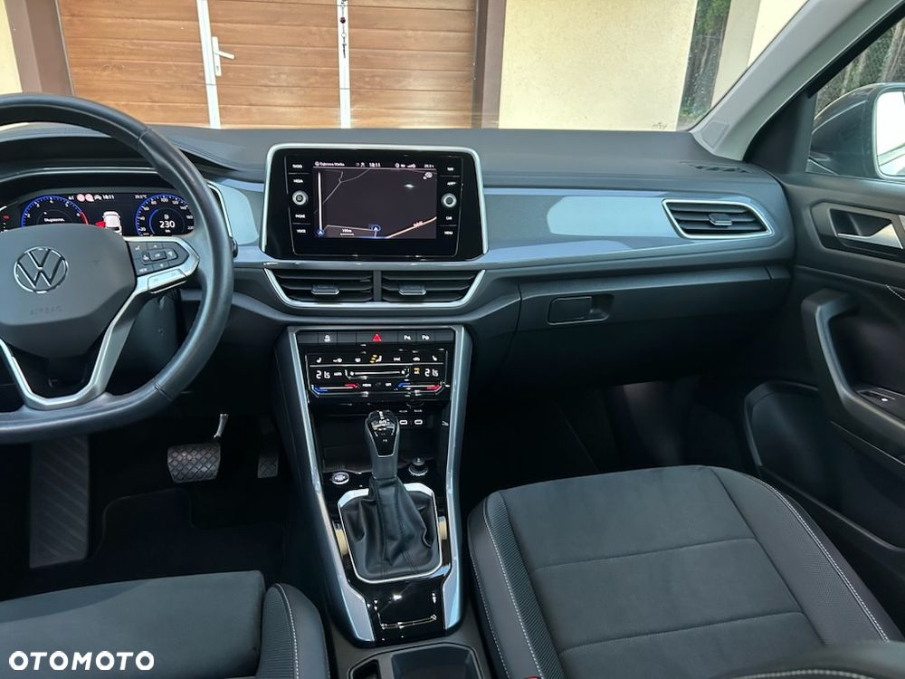 Volkswagen T-Roc - 11
