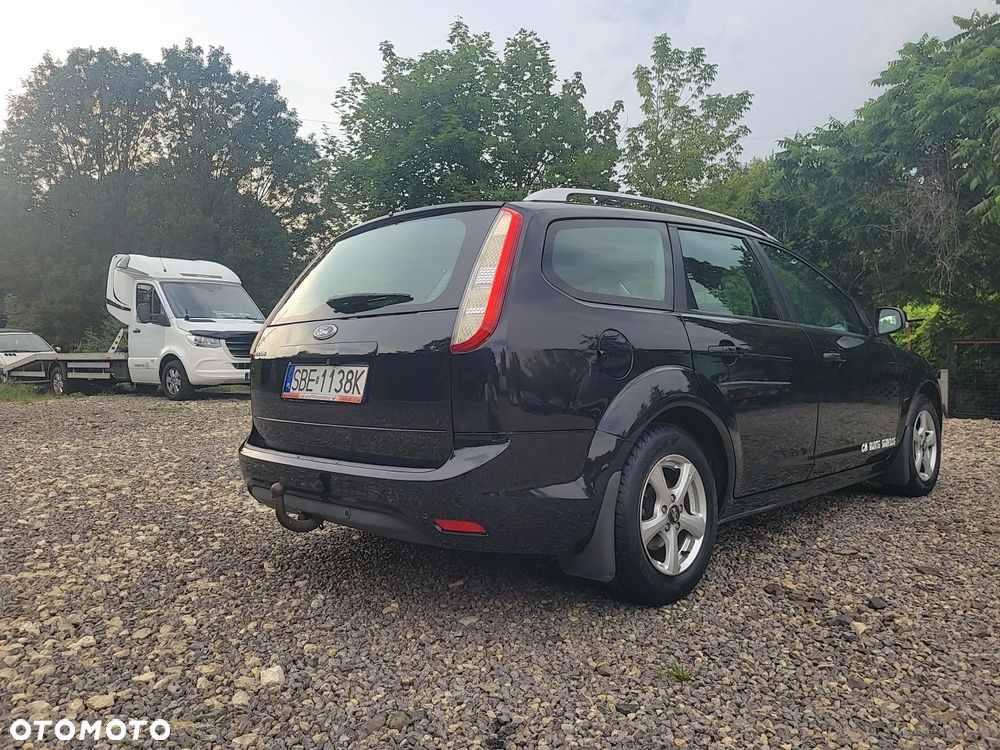 Ford Focus - 36