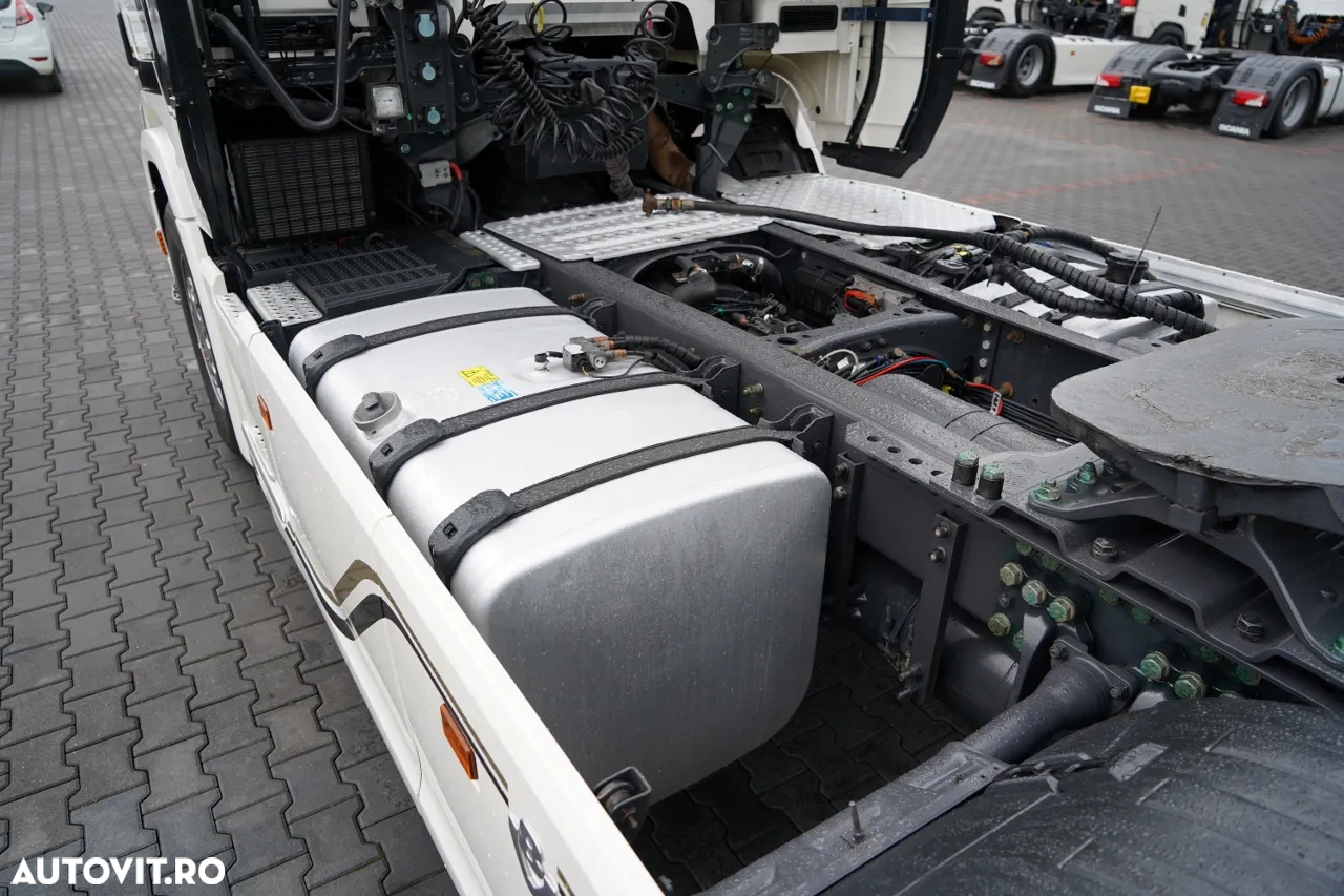 Scania R 520 / V8 / SISTEM HIDRAULIC / RETARDER / RĂCIRE ​​I-PARK / FULL AIRMATIC / ANVELOPE 100% / CONTRACT POST-SERVICE / IMPORTAT - 13