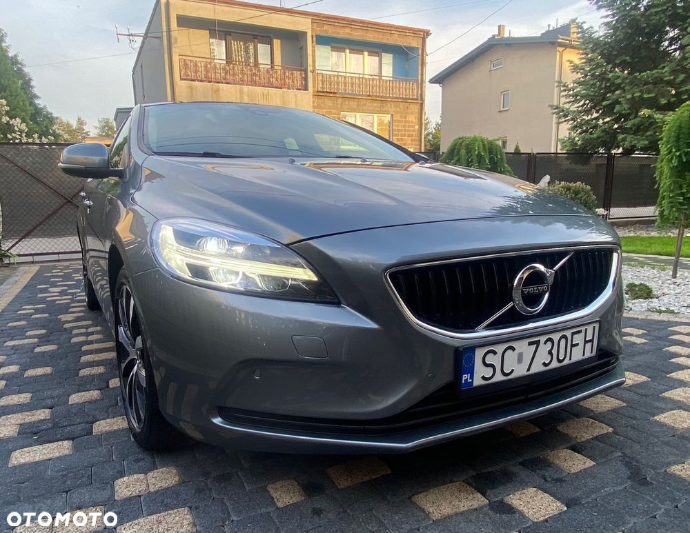 Volvo V40 D2 Momentum - 10